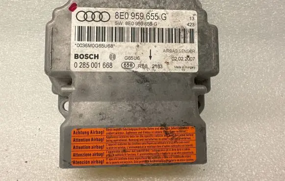 Audi A4 S4 B6 8E 8H Airbag control unit/module 8E0959655G