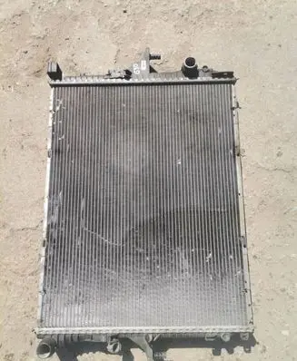 Audi Q7 4L Coolant radiator 7L6121253B