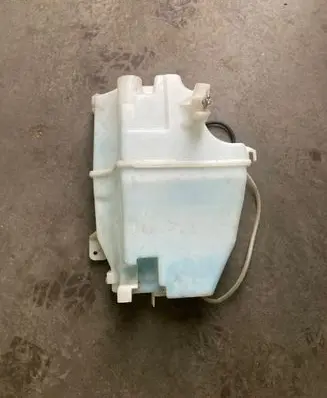 Renault Koleos I Windshield washer fluid reservoir/tank 28912JY60A 16631000 16631200