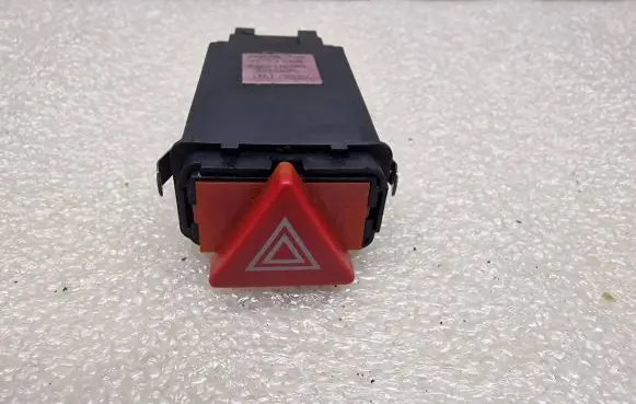 Audi A8 S8 D2 4D Hazard light switch 4D0941509D PA6GF30J WBS47US1