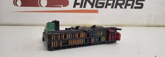 Land Rover Range Rover L322 Fuse module 8380407