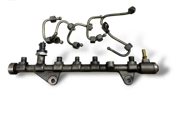 Renault Megane II Fuel main line pipe 8200620689 0445214113 8200576687
