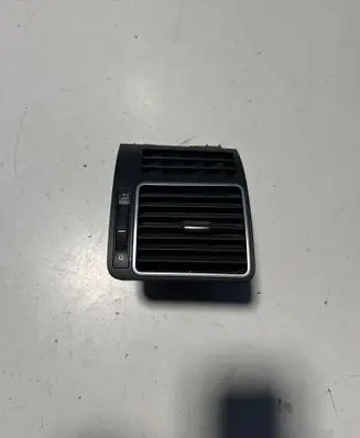 Dashboard side air vent grill/cover trim