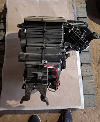 Ford B-MAX Interior heater climate box assembly AV1119B555CC