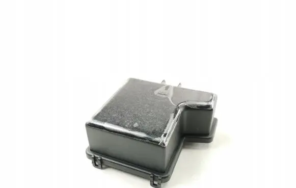 KIA Sorento Fuse box cover 912103E910