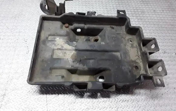 Mitsubishi Outlander Battery tray 