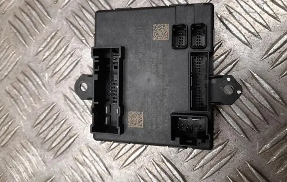 BMW 5 G60 G61 Door control unit/module 5B79168