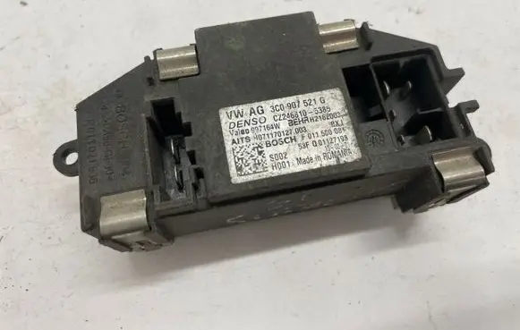 Skoda Superb B8 (3V) Heater blower fan relay 3C0907521G