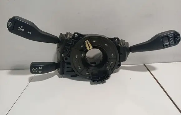 BMW X5 E53 Wiper turn signal indicator stalk/switch 8376443