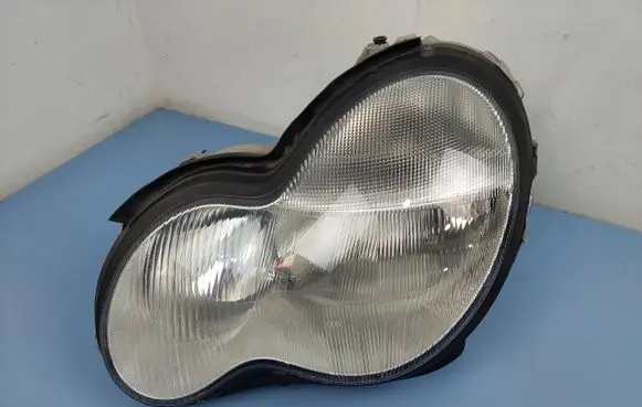 Mercedes-Benz C W203 Headlight/headlamp A2038200961 03021481001