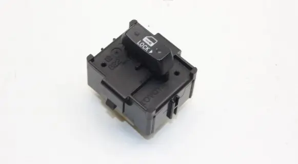 Lexus GS 300 350 430 450H Central locking switch button 