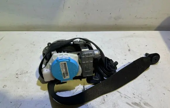 Mercedes-Benz CLA C117 X117 W117 Front seatbelt 0589P1000249