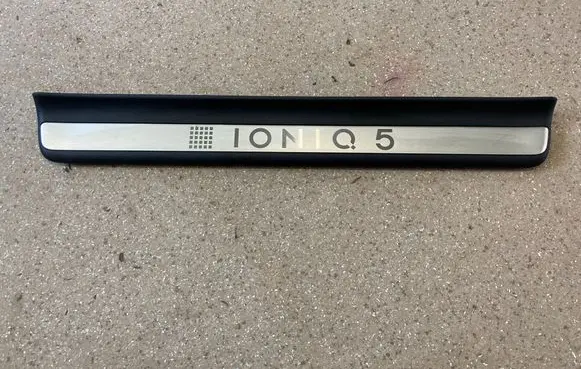 Hyundai Ioniq 5 Front sill trim cover 85884GI100