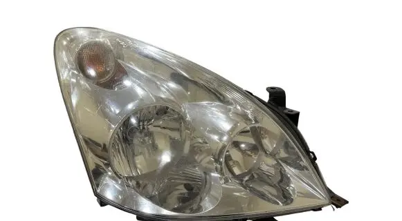 Toyota Corolla Verso E121 Headlight/headlamp