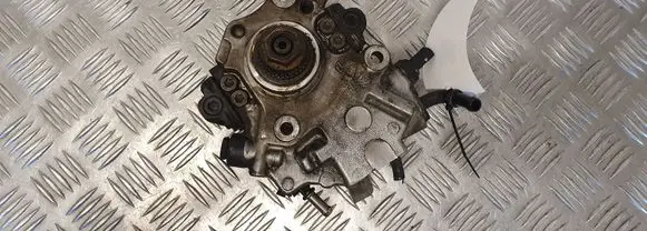 Mercedes-Benz E W212 Fuel injection high pressure pump A6510701201