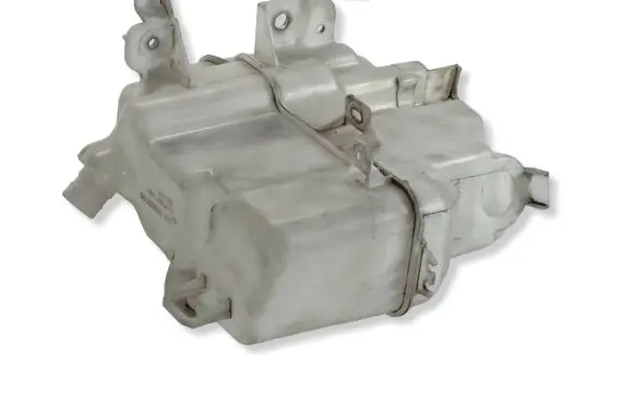 Mazda 3 III Windshield washer fluid reservoir/tank GHP967480 K0036