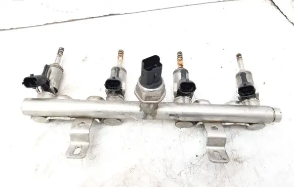Citroen C5 Fuel main line pipe V7540439 6PH20011 7566051
