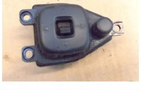 Mazda Premacy Steering wheel buttons/switches 