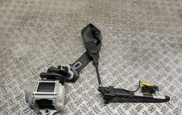 Fiat 500X Front seatbelt 34216169C B300915 34179170B