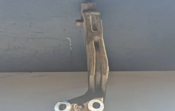 Opel Combo E Steering rack mounting bracket S03-3A
