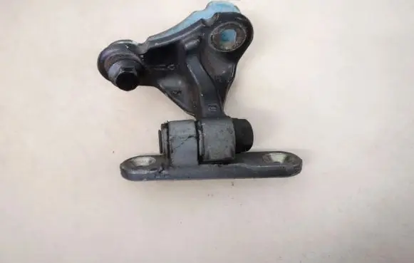 Mercedes-Benz R W251 Front door upper hinge