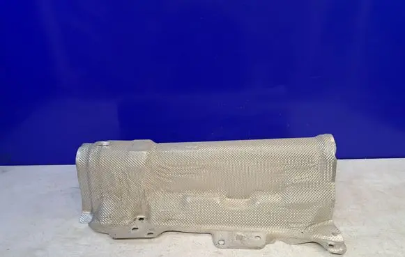 Volvo XC60 Heat shield in engine bay 31420334