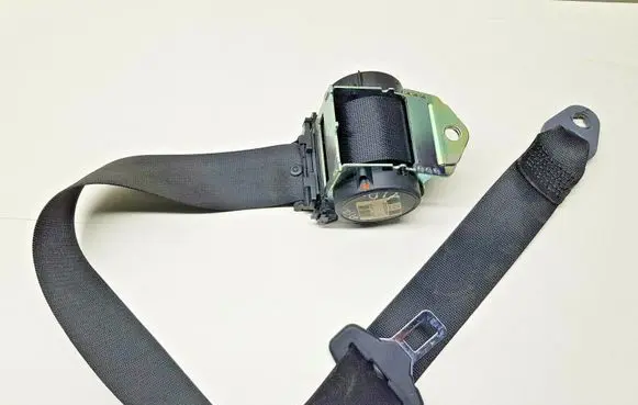 Mercedes-Benz A W169 Middle seatbelt (rear) 602480200C nr4390