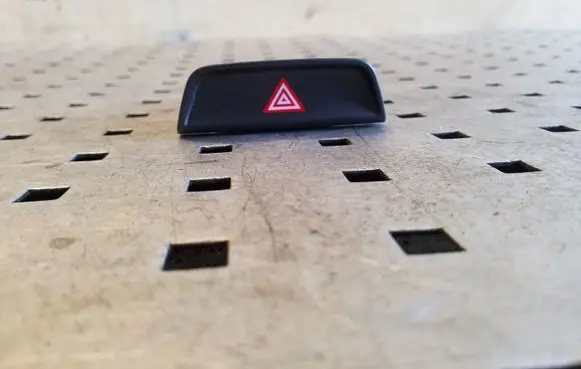 KIA Sportage Hazard light switch 937903U010 4913601110