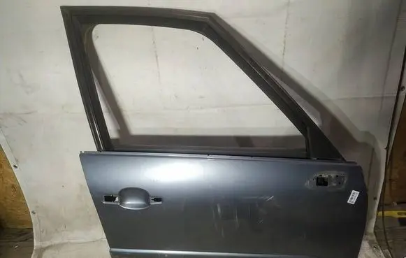 Citroen C4 Grand Picasso Front door pilkos