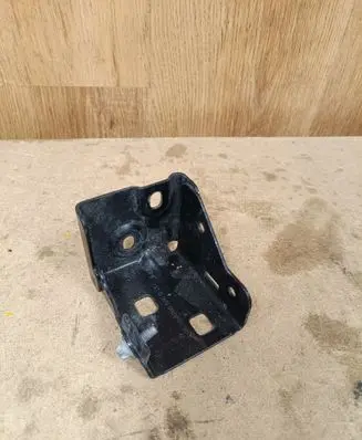 Mercedes-Benz GLC X253 C253 Radiator mount bracket A2056260412