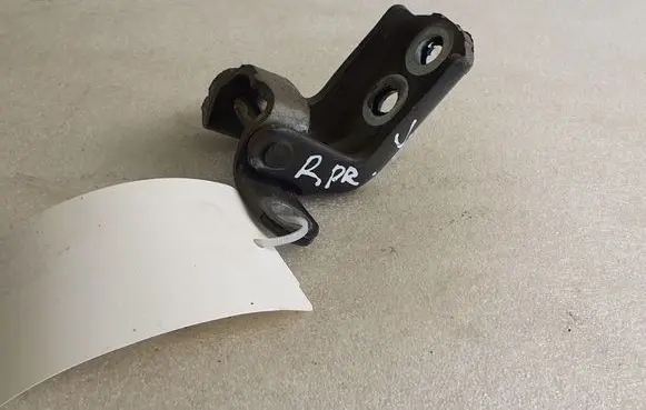 Nissan Juke I F15 Front door upper hinge 4EAL ES03