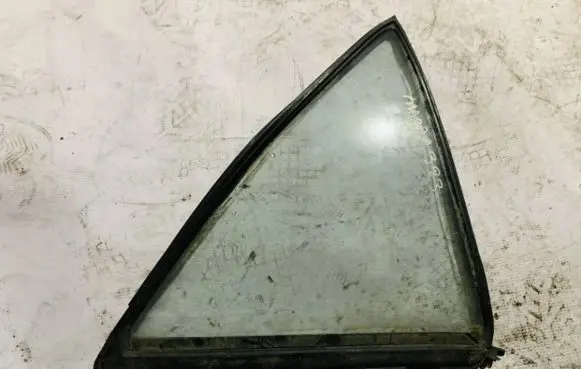 Mazda 323 Rear vent window glass 