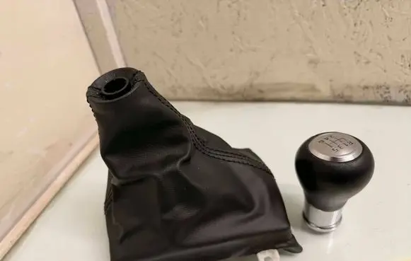Mazda CX-30 Gear lever shifter trim leather/knob 