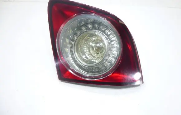 Volkswagen Golf Plus Tailgate rear/tail lights 5M0945094H 9649622