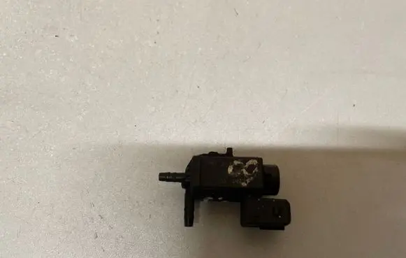 BMW 5 E60 E61 Turbo solenoid valve 1742712