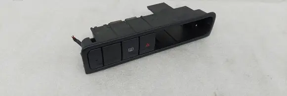 Peugeot 406 Hazard light switch 9628536777