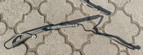 Volkswagen Polo IV 9N3 Power steering hose/pipe/line