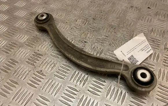 Mercedes-Benz C W205 Rear control arm 20409