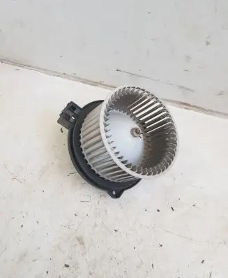 Mazda 2 Heater fan/blower 8727000690