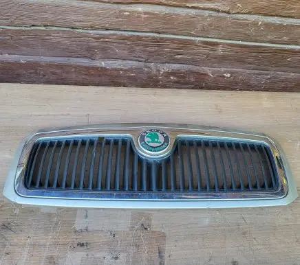 Skoda Fabia Mk1 (6Y) Front grill 6Y0853668