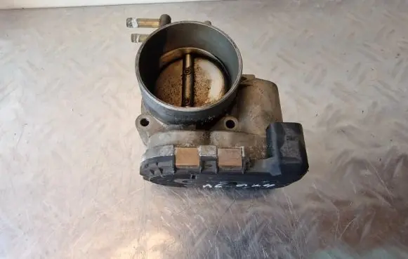 Audi A6 S6 C5 4B Throttle valve 078133062B