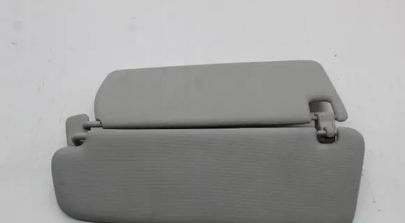Volkswagen Touareg II Sun visor 7P6857552
