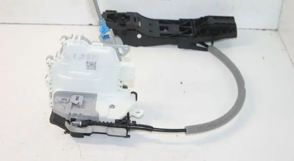 Audi A3 S3 8V Rear door lock 8K0839016C