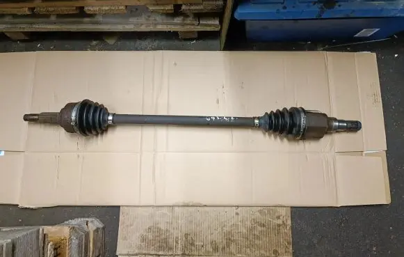 Chrysler Pacifica Rear driveshaft