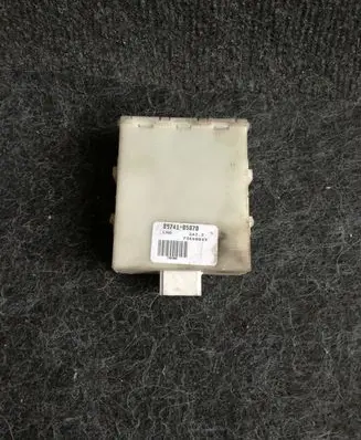 Toyota Avensis T250 Door control unit/module 8974105070