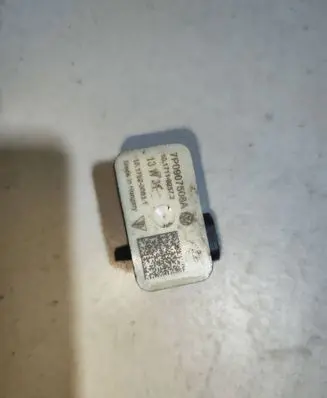 Porsche Cayenne (92A) Airbag deployment crash/impact sensor 7P0907508A 15178200831