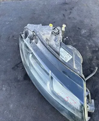 Audi A3 S3 8P Headlight/headlamp 8P0941004