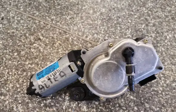Seat Altea Rear window wiper motor 5P0955711A