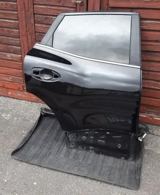 Renault Kadjar Rear door