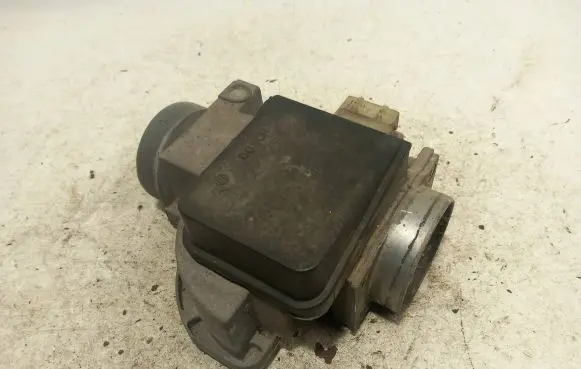Volvo S70 V70 V70 XC Mass air flow meter 0281002074 4A0133431